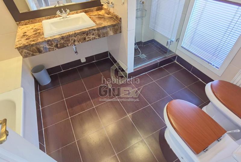 Foto f7f624c0-6f7b-44f8-84db-573412a5a104. Maison avec chauffage parking piscine dans Ruta de la Plata Cáceres