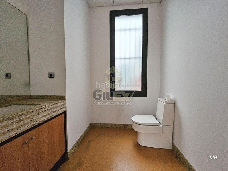 Foto a387b1be-f251-42ca-8cc7-abbf81613972. Etagenwohnung mit heizung in Centro Cáceres