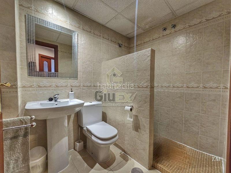 Foto 8e8f5495-1f5f-4129-a5d7-c47ccf9598d4. Dúplex en Centro Cáceres