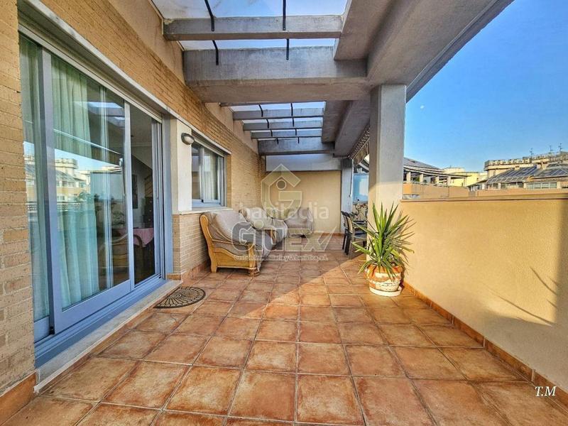 Foto d354b812-a196-4940-969e-493d41cd9719. Dúplex en Centro Cáceres