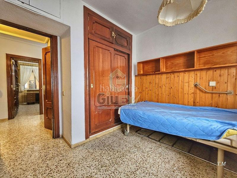 Foto 2d6734d3-c726-44e3-8110-24694dd727b4. Flat with heating parking in Casco Antiguo Cáceres