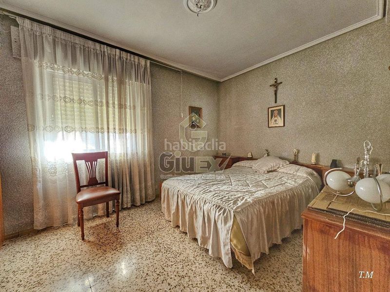 Foto 1bb52da0-f554-49dd-a175-aeab93d31a20. Flat with heating parking in Casco Antiguo Cáceres