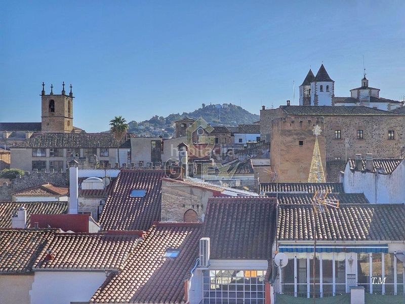 Foto 413a7947-179b-4f52-8307-d25f9d515d9a. Flat with heating parking in Casco Antiguo Cáceres