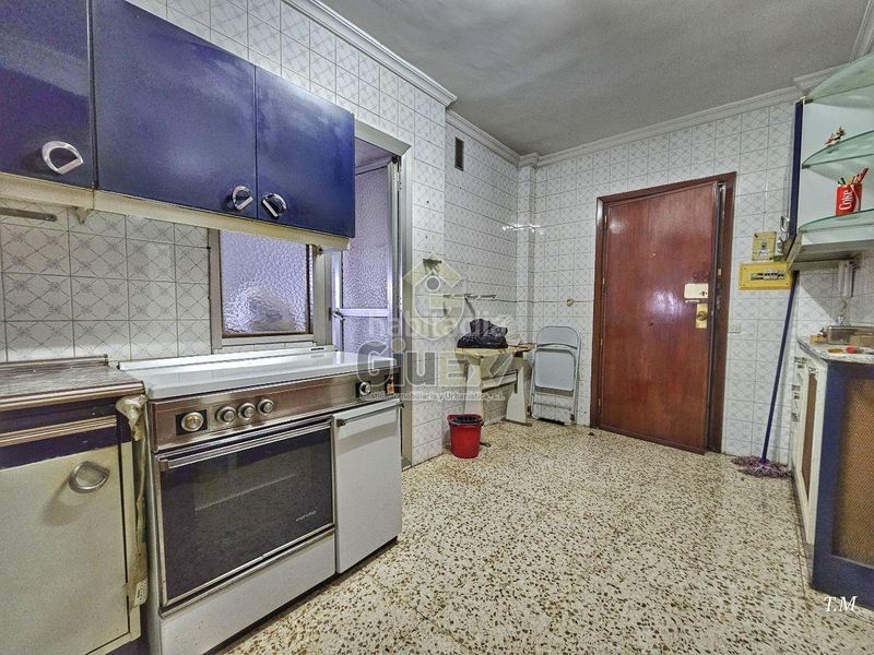 Foto 4dc628a8-5b58-4ada-93af-17d1f0724d28. Flat with heating parking in Casco Antiguo Cáceres