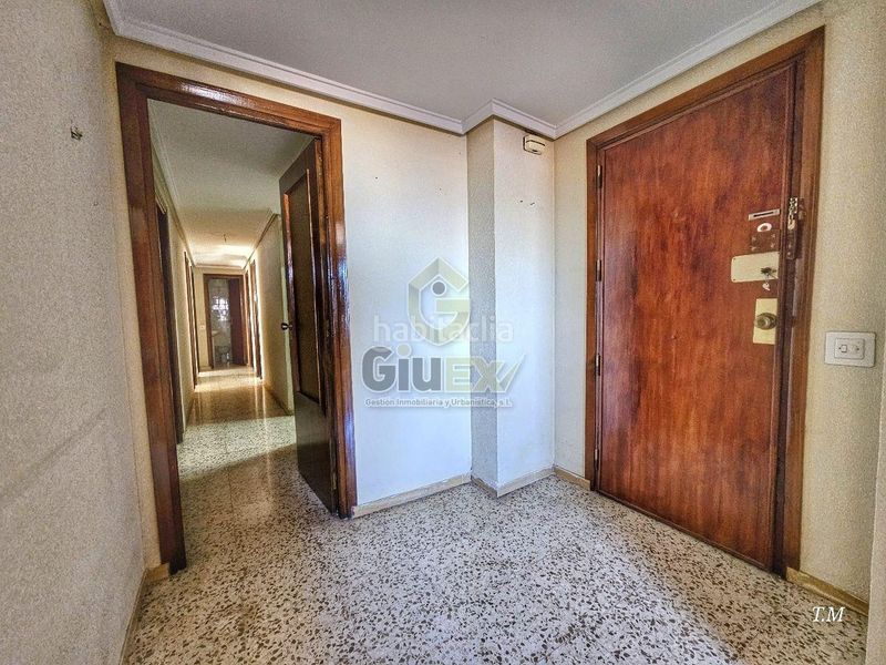 Foto 57f9a035-a397-4e7f-a774-50592801d0ef. Flat with heating parking in Casco Antiguo Cáceres