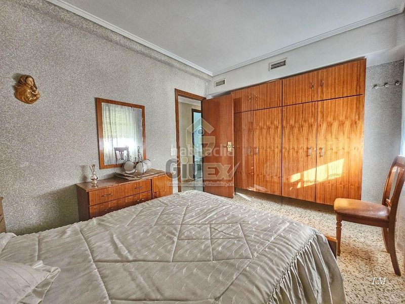 Foto eac5f73d-c560-4c52-aa85-3a40a9c3dcd5. Flat with heating parking in Casco Antiguo Cáceres