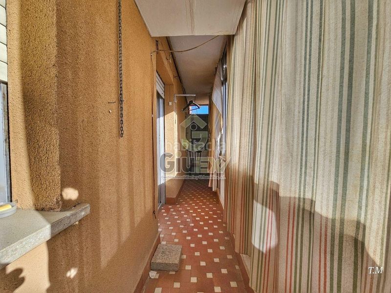 Foto f1ebc878-5587-418d-8aaf-4cb707916c16. Flat with heating parking in Casco Antiguo Cáceres