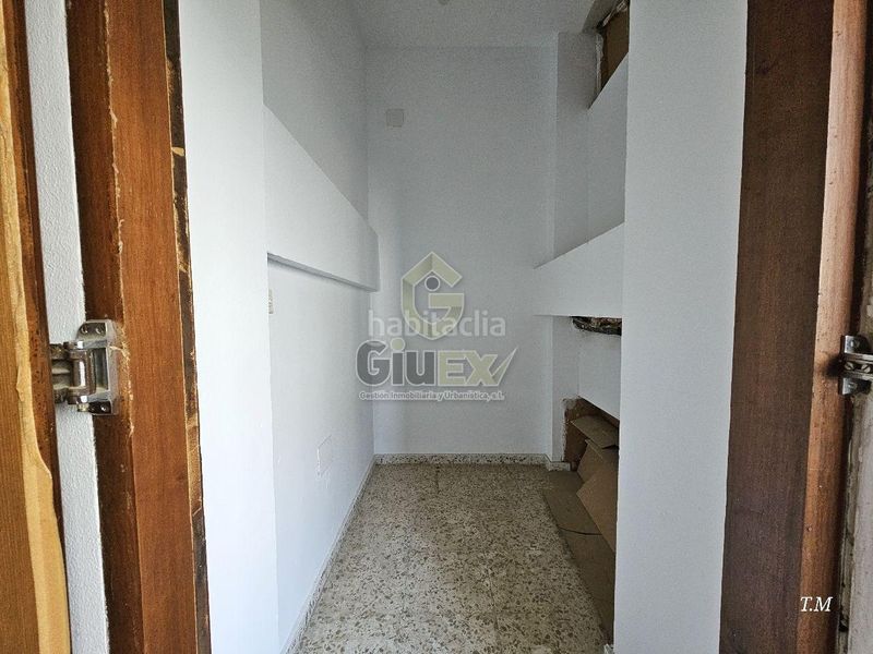 Foto f39d7676-925f-43ad-9d10-3e094a4b2aa5. Pis a Centro Cáceres
