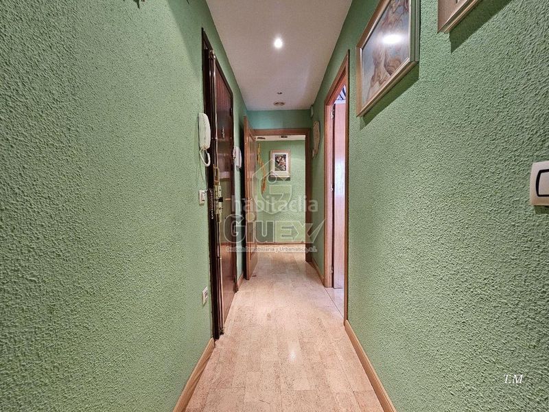 Foto c34dd730-e51e-422e-af33-be64854cc4d6. Flat with heating in Centro Cáceres