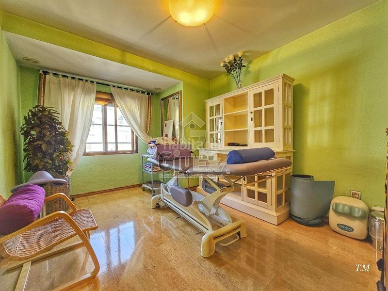 Foto ce6622d8-82de-4580-8a60-4e170d8d2caa. Flat with heating in Centro Cáceres