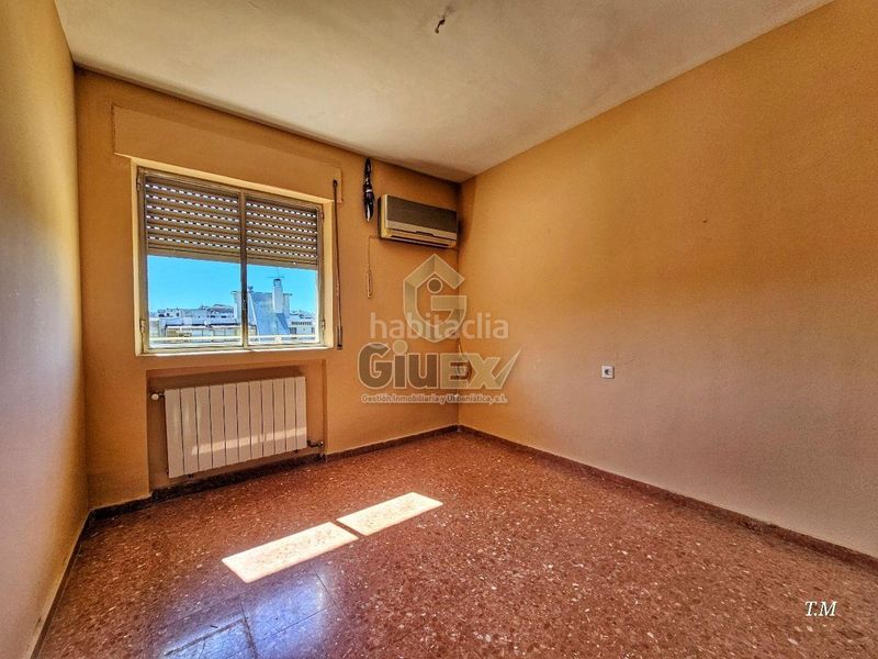 Foto ab394f97-4f22-48b2-a8d9-318b33f621b6. Flat with heating in Ruta de la Plata Cáceres