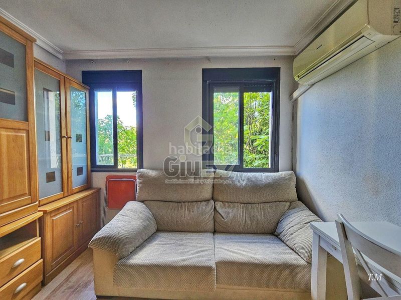 Foto 7f2c5c17-9ca8-4ce6-a88d-40776832a586. Apartament amb calefacció aparcament a Casco Antiguo Cáceres