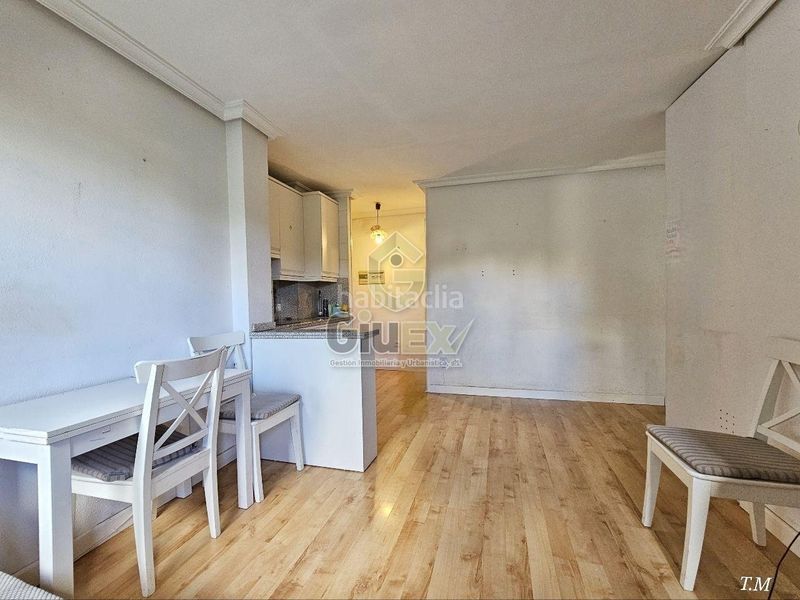 Foto 1382f372-c250-4961-b0b6-29d1dfbd5887. Apartamento en Casco Antiguo Cáceres