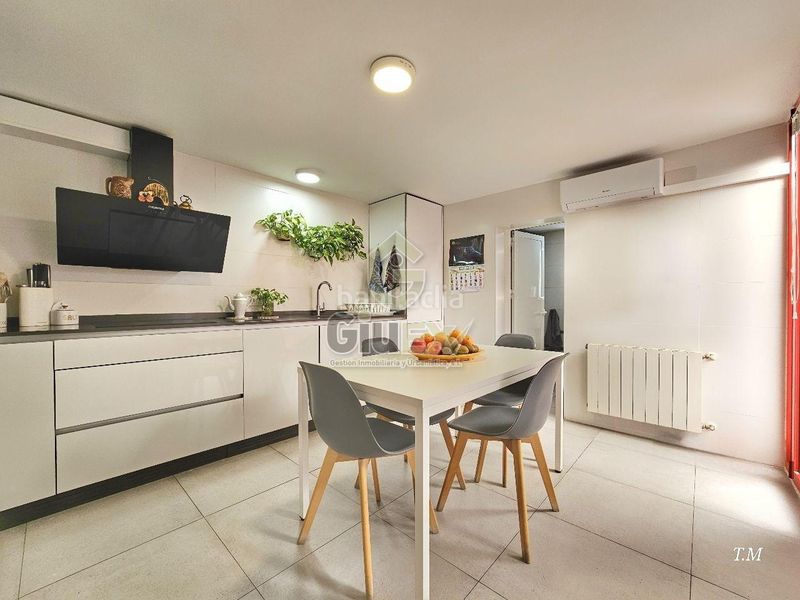 Foto a914ab4f-7090-42ff-8188-07192e8ed6bc. Piano terra con riscaldamento in Casco Antiguo Cáceres