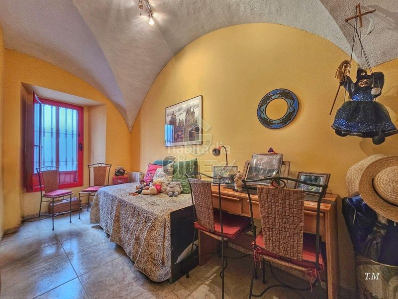 Foto 3ddc2aed-0636-4732-9be6-03c64c0fd323. Planta baixa amb calefacció a Casco Antiguo Cáceres