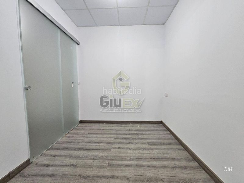 Foto 2fb45bd7-72af-44eb-b89c-67e78683c64c. Apartament amb calefacció aparcament a Casco Antiguo Cáceres