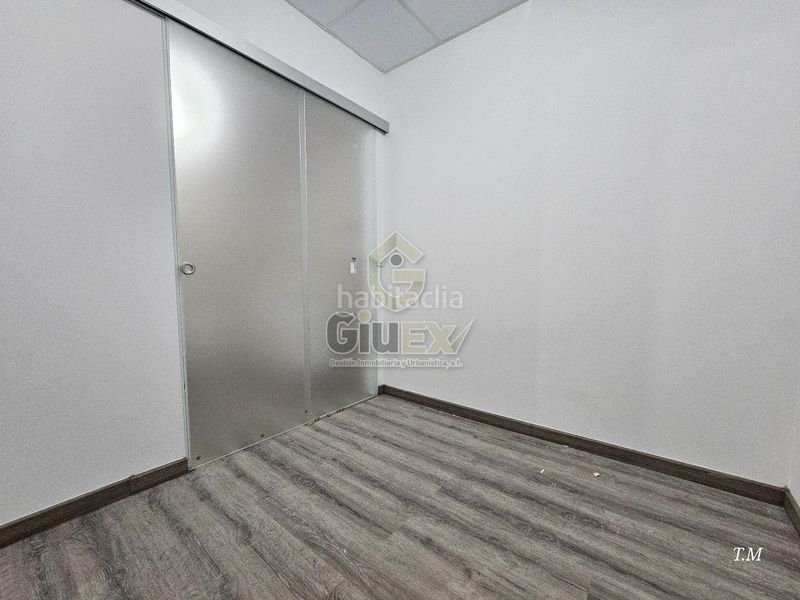 Foto a03ef877-81bc-48b8-bdc1-030b5ca6f9d4. Apartament amb calefacció aparcament a Casco Antiguo Cáceres