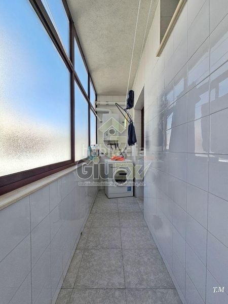 Foto 5a9baaa8-fab1-4c1e-8dd9-bb01cad78368. Flat with heating in Centro Cáceres