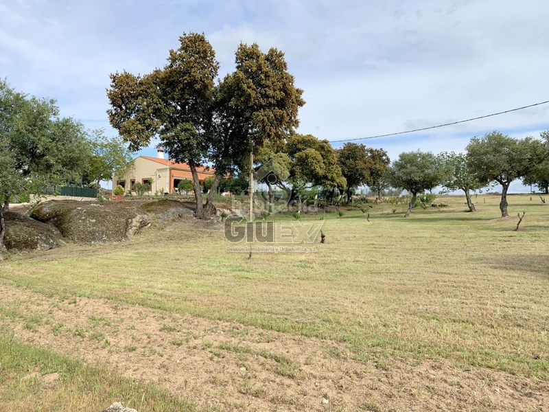 Foto 7f63326f-e7e3-4712-b51f-3abde96bc5c2. Casa amb calefacció aparcament a Arroyo de la Luz