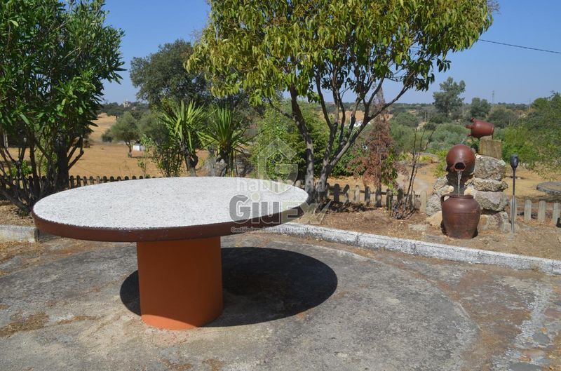 Foto d627662c-93a7-4911-b611-cd5752079a8b. Casa amb calefacció aparcament a Arroyo de la Luz