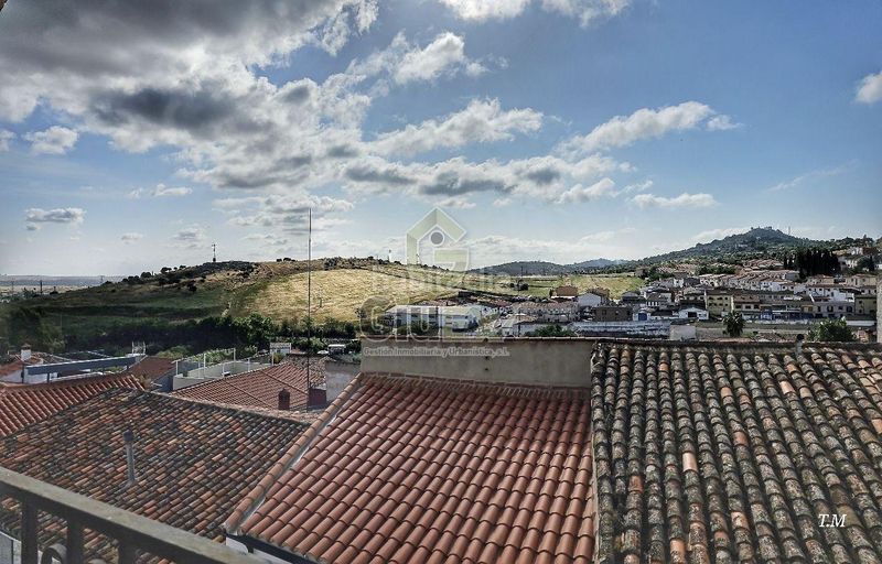 Foto c0cfe1d6-1fe7-4a6d-95d3-d8bbb4821b2f. Casa amb calefacció aparcament a Casco Antiguo Cáceres
