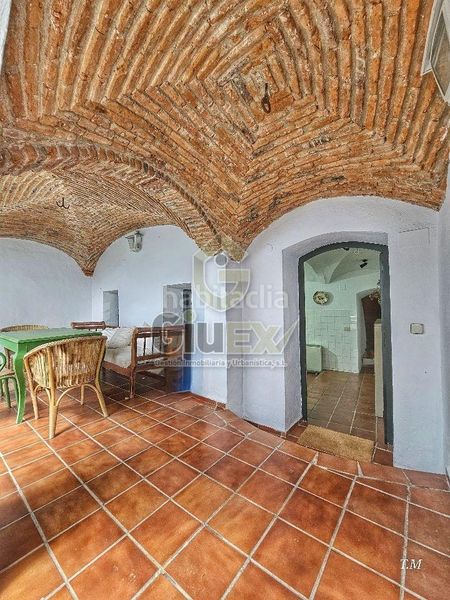 Foto 82d2a1b5-3bd9-4ab1-8c46-a4f444663f4e. Location maison avec chauffage dans Casco Antiguo Cáceres