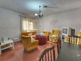 Miete Etagenwohnung in Centro