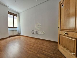 Miete Büro in Casco Antiguo
