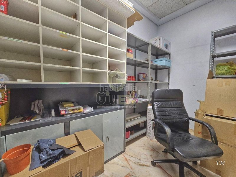 Foto fbe3d339-b156-4865-8351-5c4ab2255b3e. Miete büro mit heizung in Centro Cáceres
