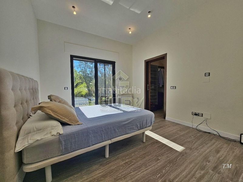 Foto 1e730481-132b-4632-8ec3-3060c36688e7. Xalet amb calefacció aparcament a Ceres Golf Cáceres