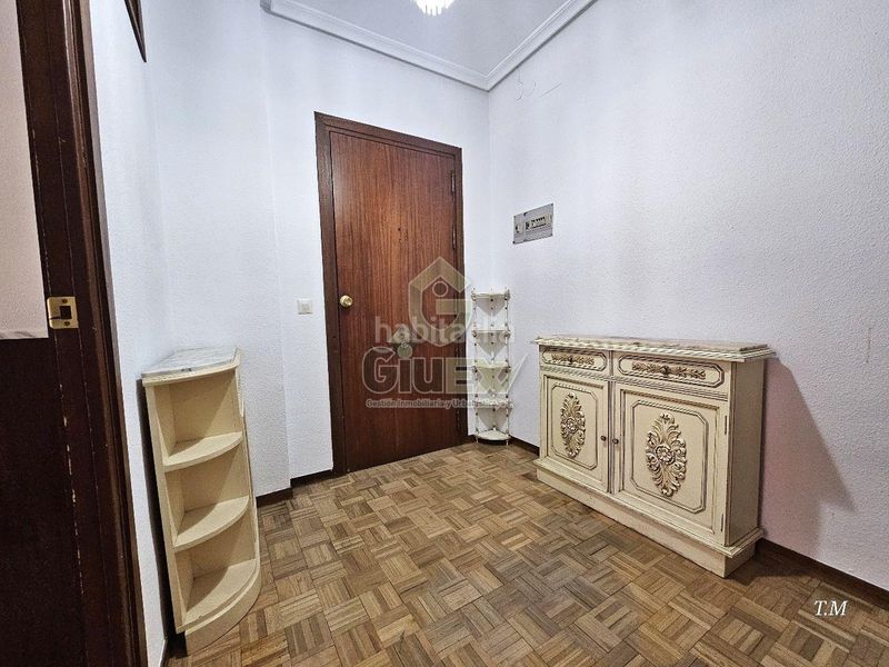 Foto 683c4548-7fa0-4a63-a097-2659b0ffd4a6. Alquiler piso en Centro Cáceres