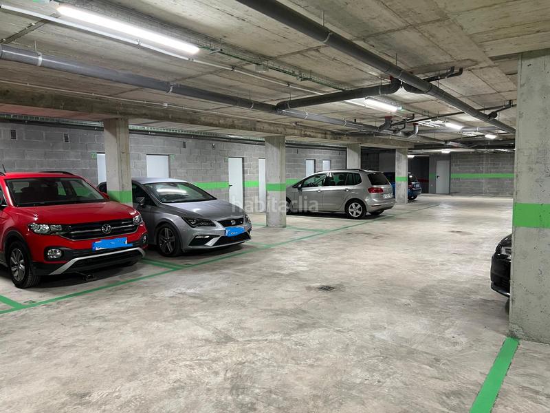 Foto 7bd30fa8-7833-4bff-baf8-7eb2ddc8950d. Parking coche plazas de parking en la planta -1 y -2 en Barcelona