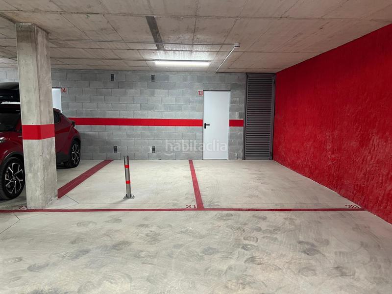 Foto bb41b6b7-d414-466a-83b7-b7f73e7b27da. Parking coche plazas de parking en la planta -1 y -2 en Barcelona