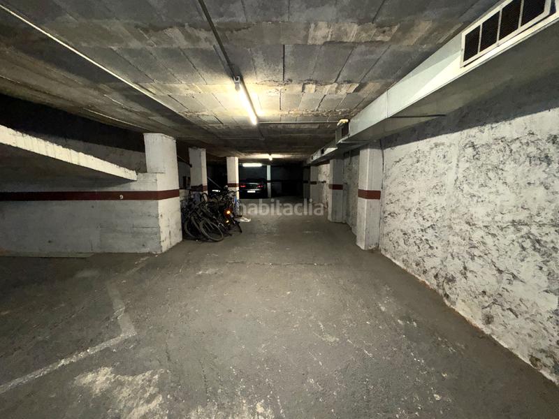Foto 61e5ce63-131c-4c24-a36c-6d3fc22fae64. Parking coche parquin grande. planta menos dos. puerta automática. acceso por rampa o escalera exterior. en Barcelona