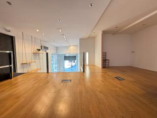 Local Comercial  Carrer del torrent d'en vidalet. Local de 3 plantas en pleno corazon de gracia en zona comercial