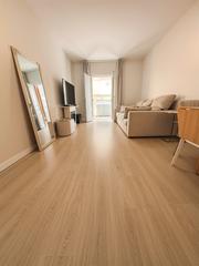 Appartement  Carrer de santa albina. Dolça llar presenta en exclusiva piso en la teixonera.