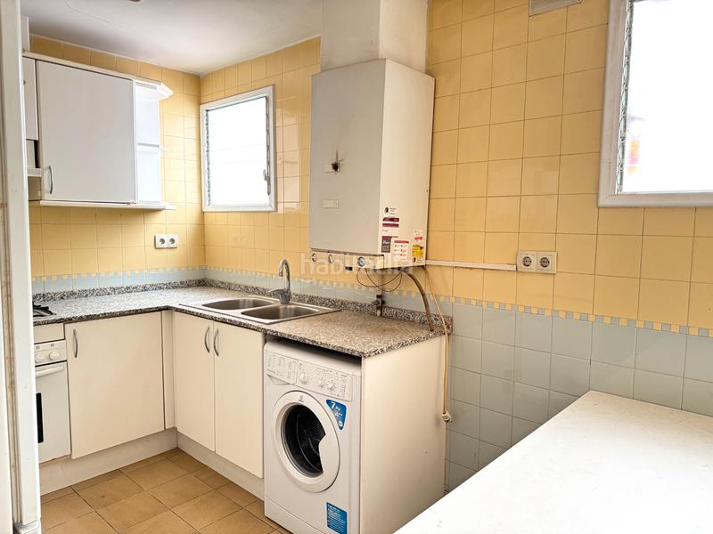 Foto a76b8a47-d660-402a-b7d8-69f75ef63968. Piso  en zona muy bien conectada - El Clot- parking opcional 12.000€ adicionales en Barcelona