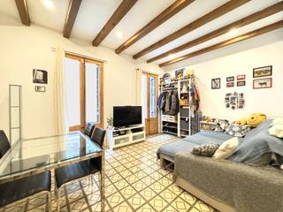 Etagenwohnung in El Clot