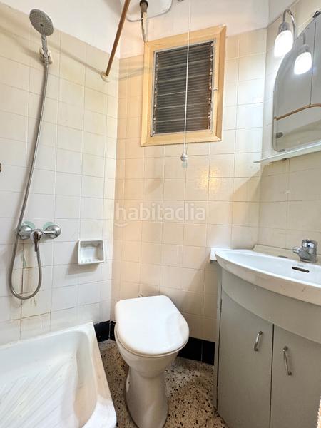 Foto 1fbe181b-dc19-4209-b320-8035ff0642ae. Pis amb calefacció a El Camp de l´Arpa del Clot Barcelona