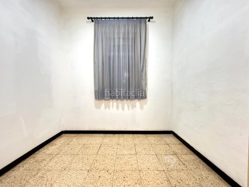 Foto 5f8df3b4-91fc-4a41-95e9-cac118ef369b. Pis amb calefacció a El Camp de l´Arpa del Clot Barcelona