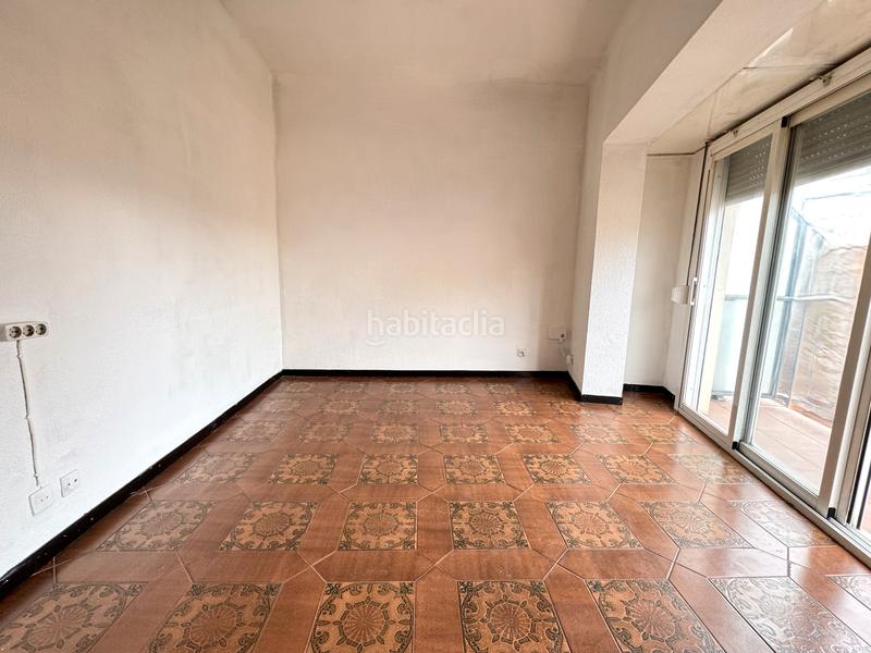 Foto acf057e0-da8c-40d5-bd8d-19ace1685bbf. Pis amb calefacció a El Camp de l´Arpa del Clot Barcelona