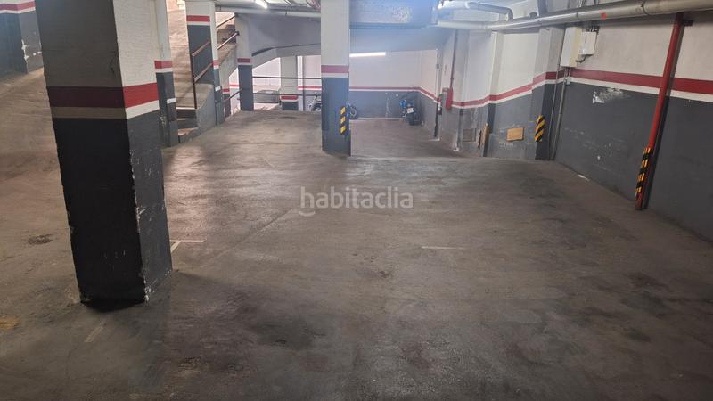 Foto 7d051c4f-38b3-4d5b-ac17-7ecce687c6b8. Posto auto in carrer de gabriel y galán 1 in El Clot Barcelona