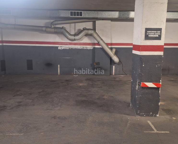 Foto 85b26268-a213-40b2-aa00-8fcd78daf0ec. Posto auto in carrer de gabriel y galán 1 in El Clot Barcelona