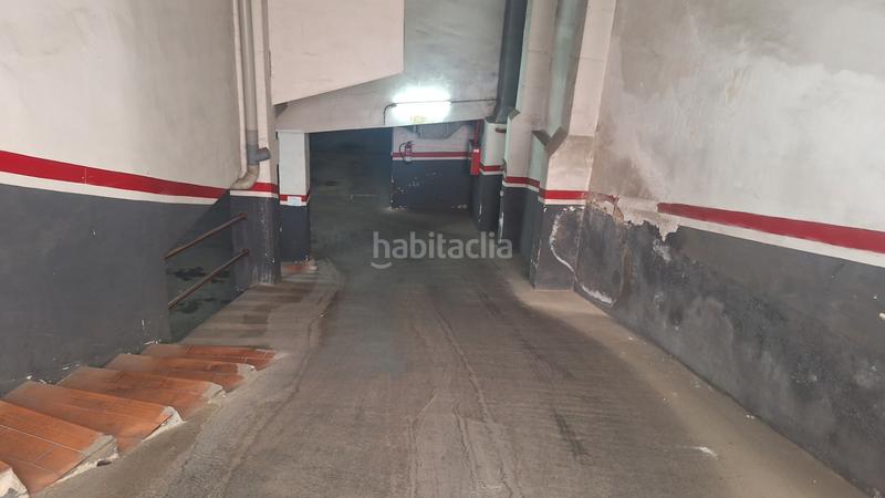 Foto 9baa2039-7ddb-424e-b677-e084600ea58f. Posto auto in carrer de gabriel y galán 1 in El Clot Barcelona