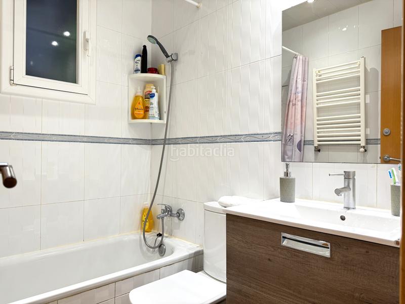 Foto a2570764-8633-43d3-8732-21435a6a6ca6. Piso en El Clot Barcelona