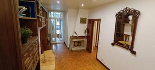 Pis  Carrer del degà bahí. Piso de 4 dormitorios en finca de obra vista
