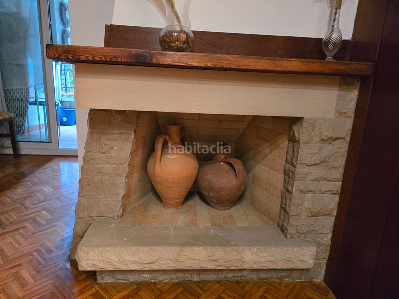 Foto adcb9b88-b4a7-40a6-961b-930fc19cbbb3. Piso finca de obra vista, junto a calle rogent. en Barcelona