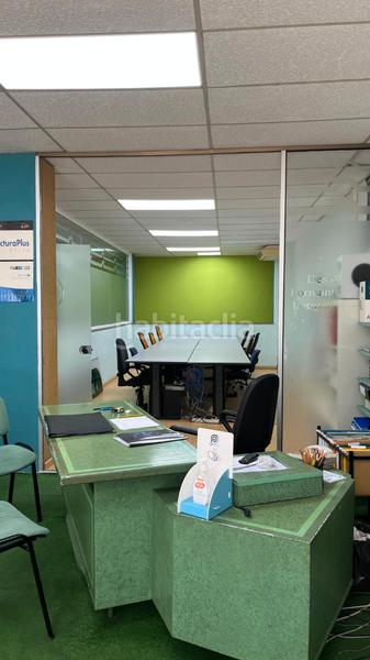 Foto f7a8c417-9f06-4c78-aabf-dd4b6c378b3d. Local comercial amplio local comercial de 260 m², situado en una de las zonas más demandadas ! en Badalona