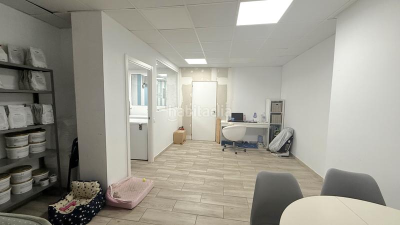 Foto 9f58ae3f-5d3e-4895-9330-593d7bb38d20. Local comercial ¡local en venta y traspaso de heladeria! en Barcelona
