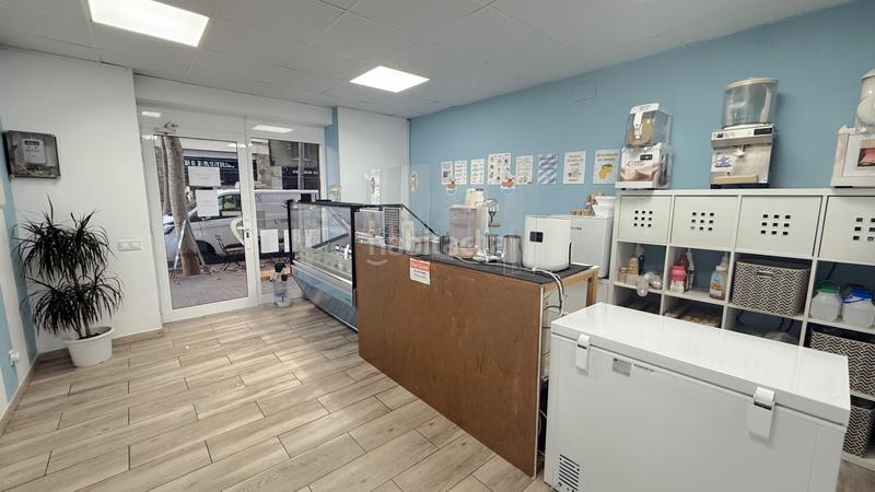 Foto efe4e57b-56d1-4481-a77b-f52fc3e14a11. Local comercial ¡local en venta y traspaso de heladeria! en Barcelona